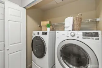 Washer & Dryer to Stay