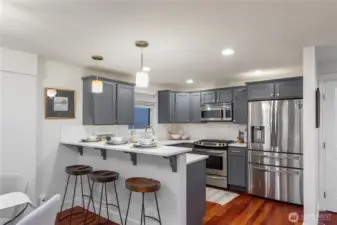 spacious eat-in kitchen