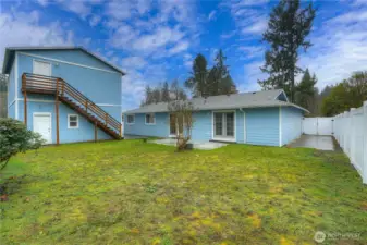 Generous backyard, perfect for play, gardening or enertaining.