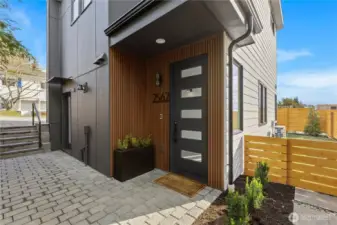 A modern residence in the heart of Magnolia