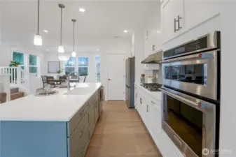 Stainless steel appliances complement the design, blending beauty with everyday functionality.