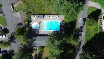 Lakeridge Condominium Swimming Pool