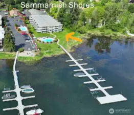 Easy access to lake!