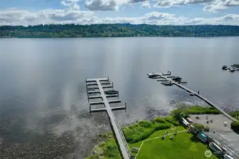 Looking east across Lk Sammamish