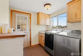 laundry with outside access