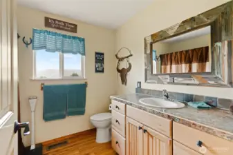 1/2 bath