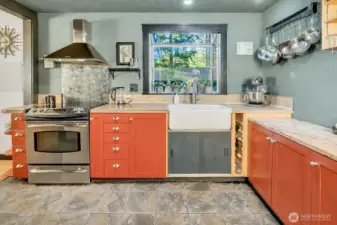 Full size granite baking counter.