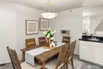 Dining room adjacent to living room