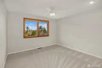 2nd Bedroom new carpet