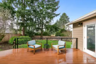 Peaceful & private backyard w/ lush landscaping