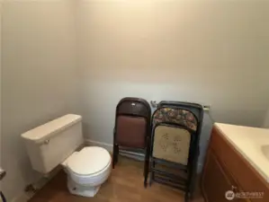 1/2 bath in garage/shop.