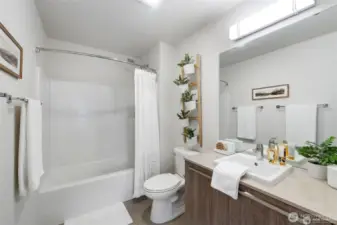 The second en suite bedroom has its own private bath.