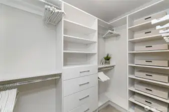 Another great walk in closet!
