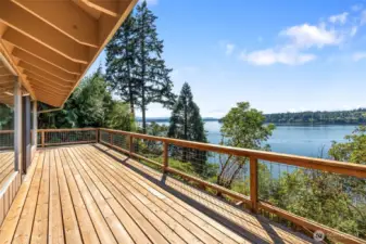 Large Wrap around deck