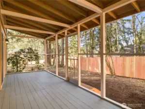 SCREENED PORCH - Off Living Rm/Dining Area