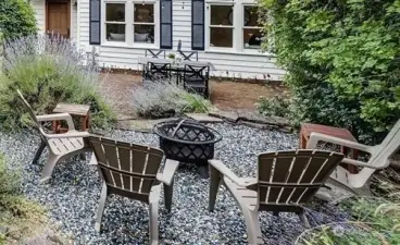 Fire Pit and patio