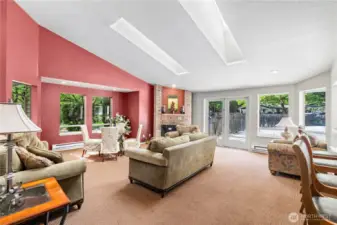 The bright, comfortable and spacious clubhouse offers a great space to host gatherings, meetings or a convenient work space.