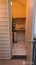 A nice size storage closet on the deck.