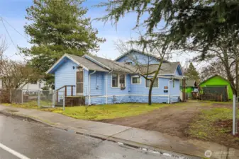 This vintage Tacoma home is ready for vision, updates, and value creation.
