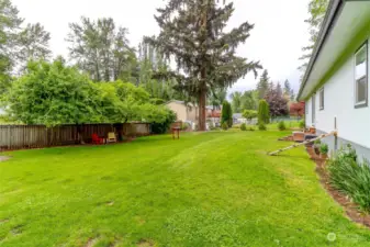 Lush green grass and loads of privacy. Don't miss this excellent opportunity to call this gorgeous home yours, close to 5 Mile Lake Park and EZ access to Hwy 18, I-5, shopping and more.