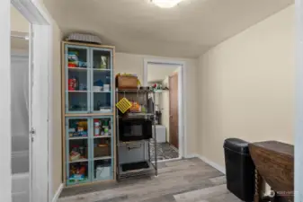 Plenty of space for your pantry needs!