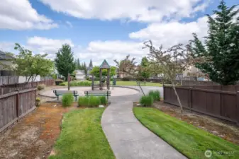 community park, access from backyard of home