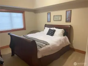 Nice sized guest room