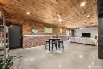 A basement like you've never seen, resembles a modern tap room!
