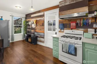 Unit #2015: The kitchen has so much space and potential to fit your life - use it for an eat-in nook, or expand to create a true chef's kitchen.