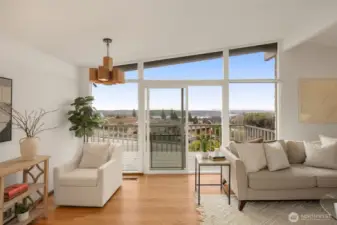 Living room (staged)