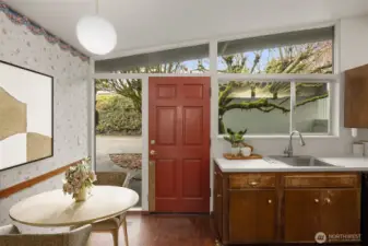 Kitchen (staged/virtually staged)