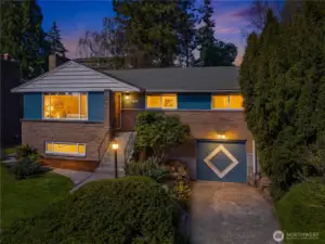 Beautiful home in Fairmount area.