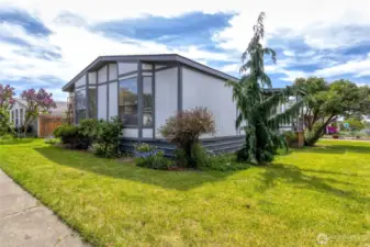 Nicely landscaped lot