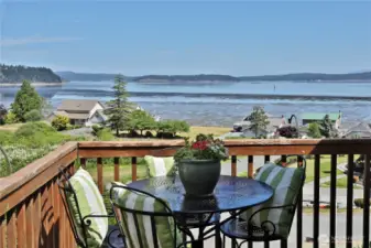 Sit on your deck to enjoy sunrise and sunsets! Plus, huge water and mountain views too!