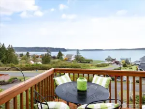 Sit on your deck to enjoy sunrise and sunsets!