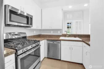Kitchen with Stainless Appliances and Gas Cooktop