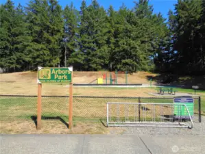 COMMUNITY PARK
