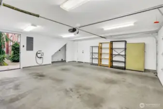 2-Car Garage
