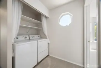 The laundry on the upper floor is so convenient!