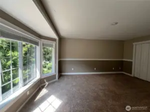Upgraded flex room – ideal for study, home office, or guest room