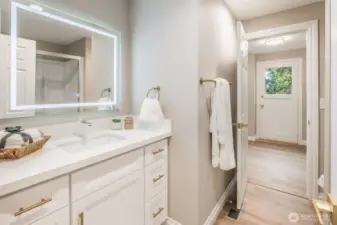 Downstairs additional bath