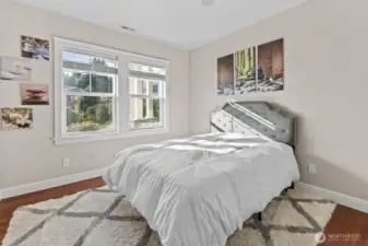 Main Level 2nd En-Suite Bedroom