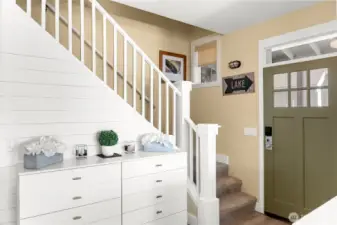 Foyer & Staircase up to additinonal Bedrooms