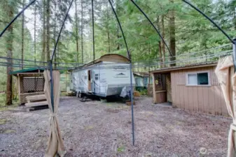 Spacious lot