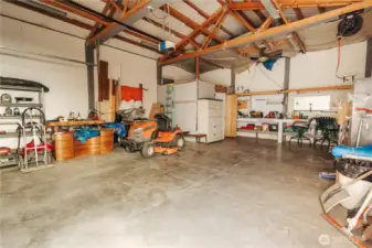 Shop storage