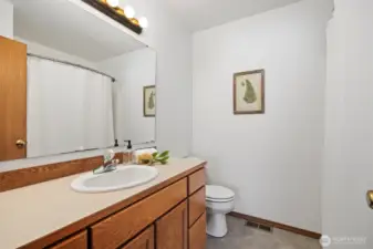 The full en-suite bathroom just off the primary.