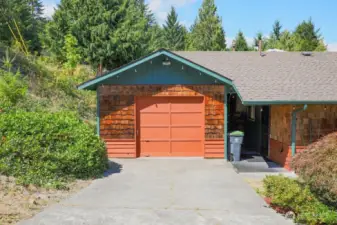 1-car garage.