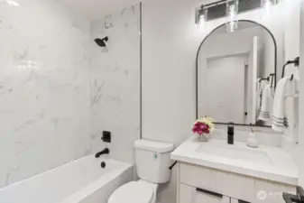 Main Bathroom.