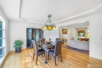 A second angle of the dining room reveals its easy connection to the living room. The layout offers both formality and flexibility, creating a natural transition for entertaining and daily use.