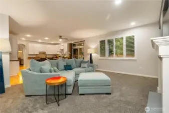 Another view from the family room looking towards the kitchen...